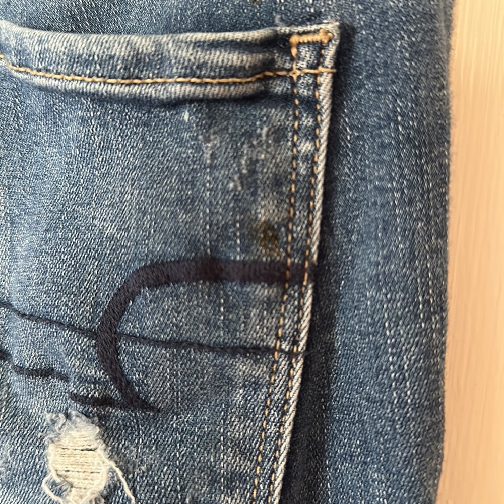 Jeans - Picture 4 of 4